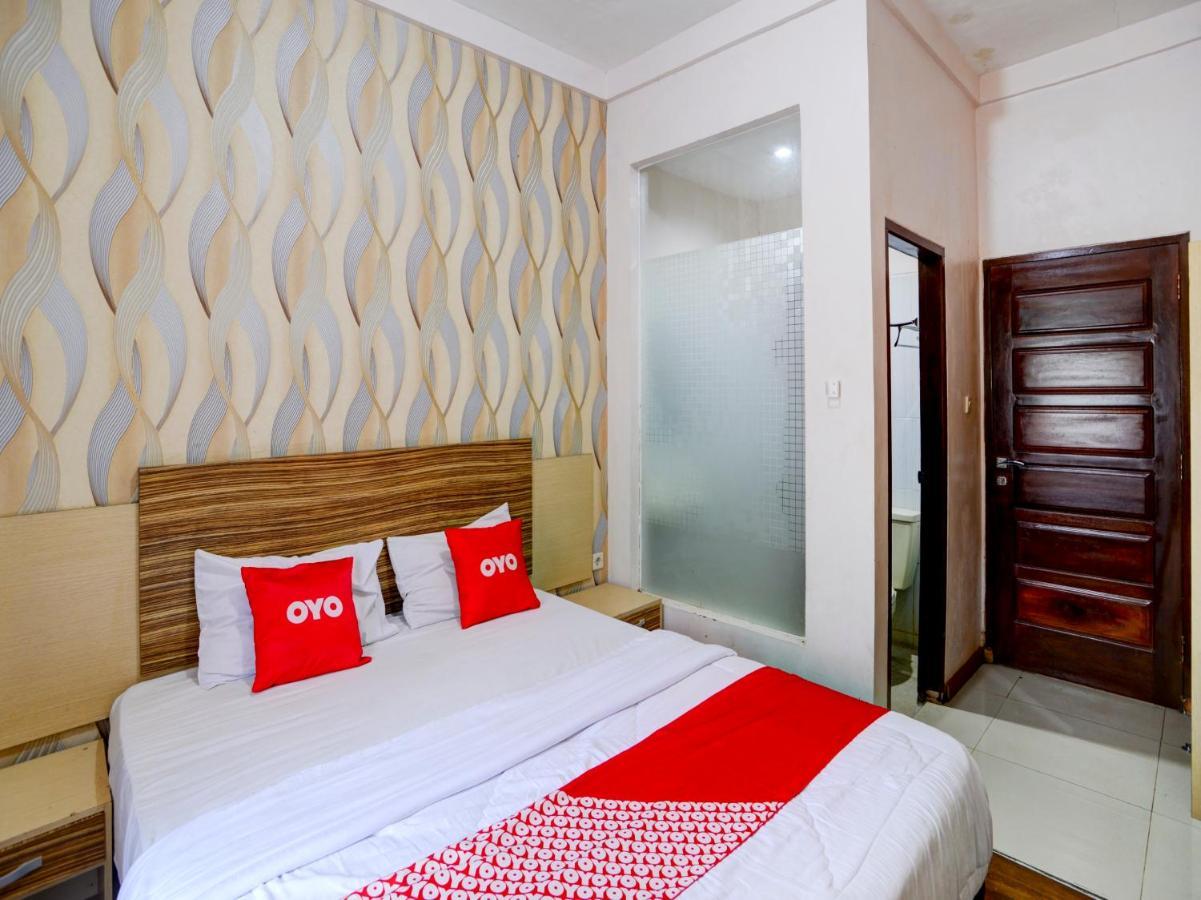 Oyo 90263 Hotel Diva Golf Bengkulu Bagian luar foto